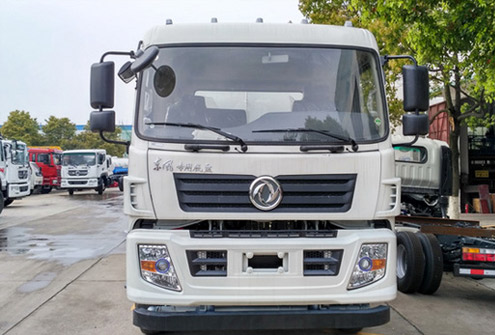 東風(fēng)專用底盤多功能抑塵車