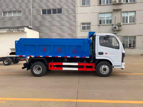 東風(fēng)小多利卡國(guó)六藍(lán)牌5方自卸式垃圾車(chē)